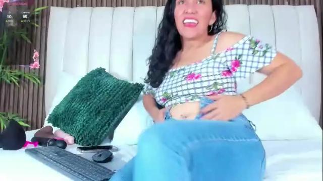 Thumbnail 3, beckamils's Stream at Chaturbate, 1 month ago