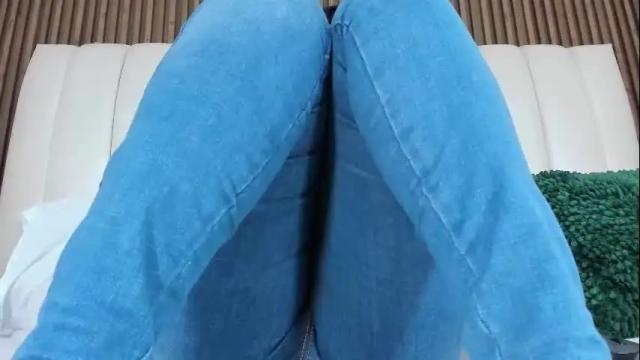 Image 11 of beckamils Stream on Chaturbate on 1 month ago