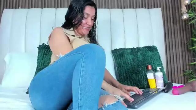 Thumbnail 2, beckamils's Stream at Chaturbate, 25 days ago