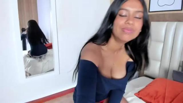 Image 11 of beckataylorr Stream on Chaturbate on 16 months ago