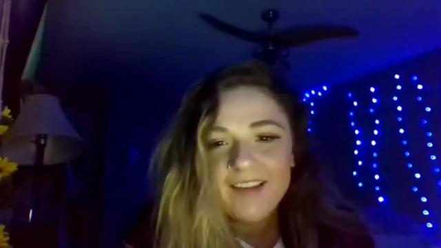 Image 8 of beckkyyybee Stream on Chaturbate on 19 months ago