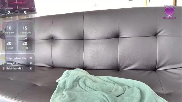 Image 11 of beckyangel1 Stream on Chaturbate on 3 months ago