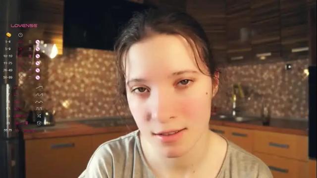 Image 4 of beckycurvin Stream on Chaturbate on 1 month ago