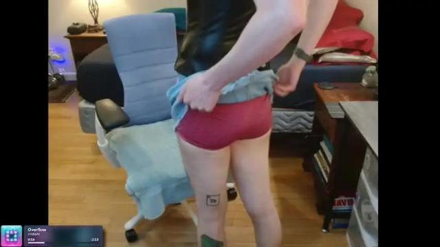 Image 2 of beckyking Stream on Chaturbate on 1 month ago
