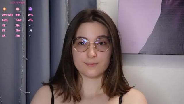 Image 2 of beckymartens Stream on Chaturbate on 1 month ago