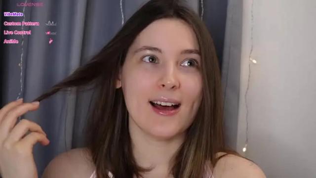 Image 2 of beckymartens Stream on Chaturbate on 2 months ago