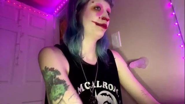 Image 10 of beckytheclown Stream on Chaturbate on 3 months ago