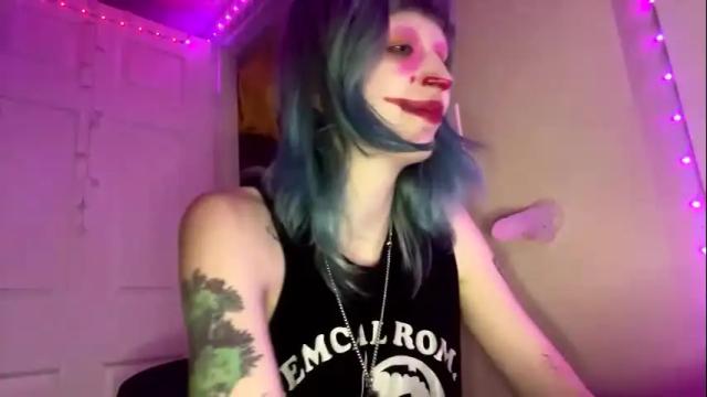 Image 6 of beckytheclown Stream on Chaturbate on 3 months ago