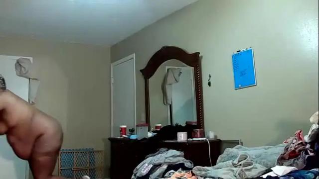 Image 8 of beebeewhunny Stream on Chaturbate on 18 months ago