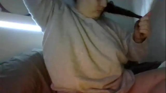 Image 4 of beeinmedeep Stream on Chaturbate on 3 days ago
