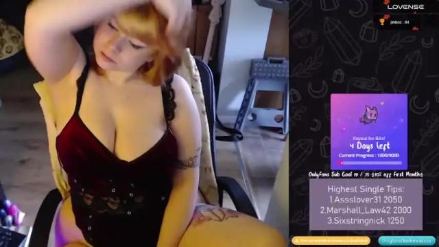 Image 6 of beekawaii Stream on Chaturbate on 14 months ago