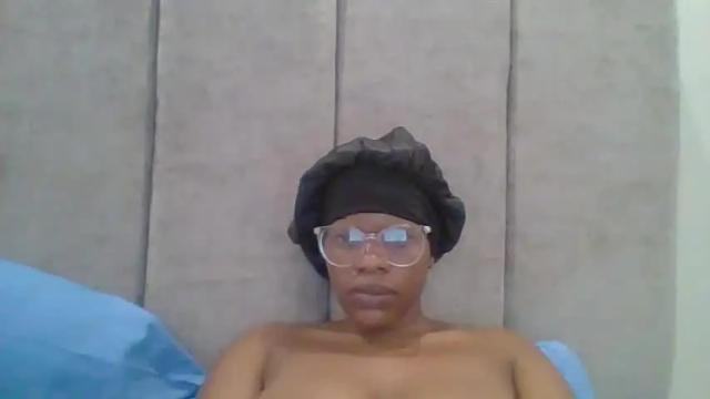 Image 10 of beequeen1996 Stream on Chaturbate on 18 months ago