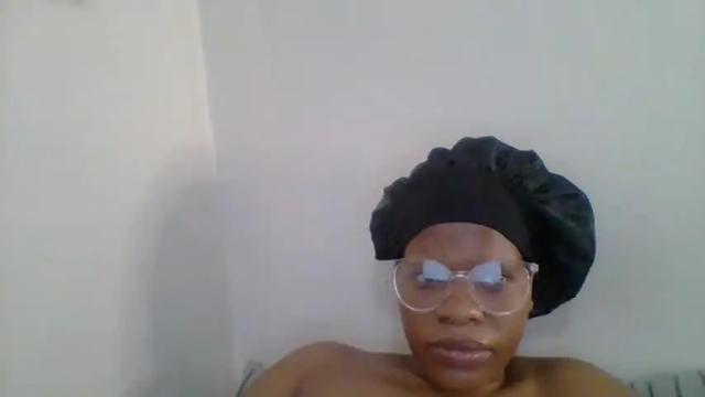 Image 10 of beequeen1996 Stream on Chaturbate on 17 months ago