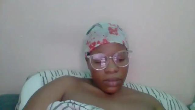 Image 4 of beequeen1996 Stream on Chaturbate on 17 months ago