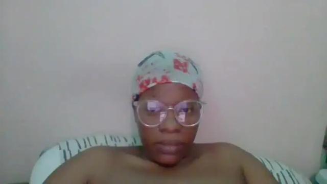 Image 8 of beequeen1996 Stream on Chaturbate on 17 months ago