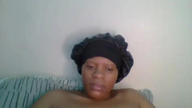 Image 4 of beequeen1996 Stream on Chaturbate on 17 months ago