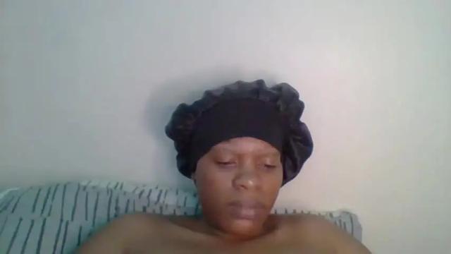 Image 6 of beequeen1996 Stream on Chaturbate on 17 months ago