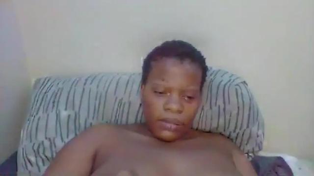 Image 3 of beequeen1996 Stream on Chaturbate on 16 months ago