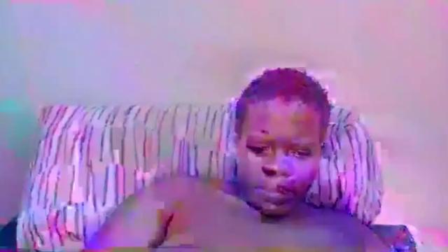 Image 7 of beequeen1996 Stream on Chaturbate on 16 months ago