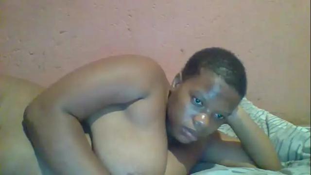 Image 2 of beequeen1996 Stream on Chaturbate on 2 months ago