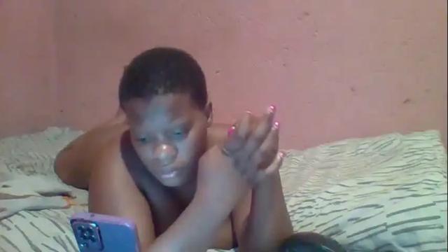 Image 3 of beequeen1996 Stream on Chaturbate on 1 month ago