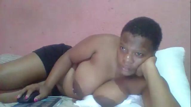 Image 2 of beequeen1996 Stream on Chaturbate on 1 month ago