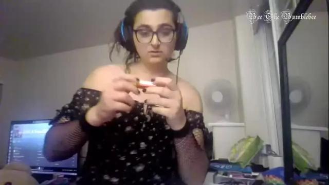 Image 3 of beethebumblebee Stream on Chaturbate on 2 days ago