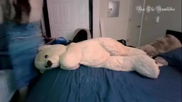 Image 10 of beethebumblebee Stream on Chaturbate on 1 month ago