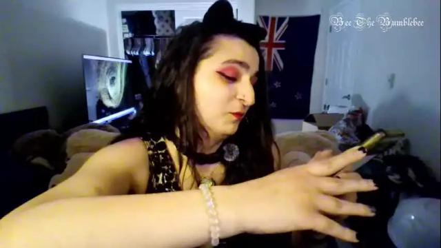 Image 11 of beethebumblebee Stream on Chaturbate on 27 days ago