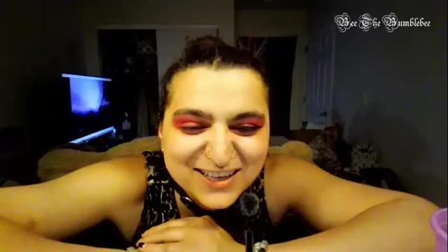 Image 6 of beethebumblebee Stream on Chaturbate on 27 days ago