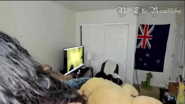 Image 8 of beethebumblebee Stream on Chaturbate on 9 days ago
