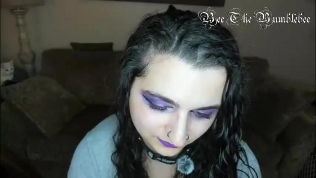 Image 7 of beethebumblebee Stream on Chaturbate on 6 days ago