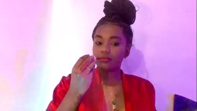 Image 4 of behla_rouseh Stream on Chaturbate on 6 months ago