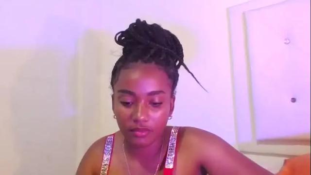 Image 3 of behla_rouseh Stream on Chaturbate on 2 months ago