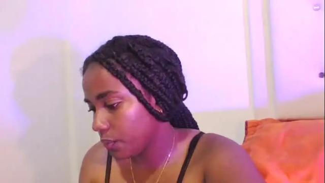 Image 4 of behla_rouseh Stream on Chaturbate on 2 months ago