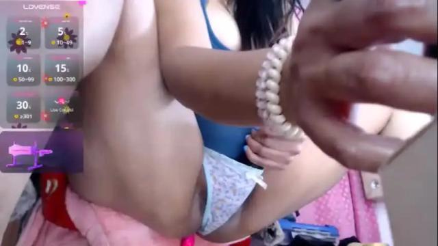 Image 2 of bekkasquirt Stream on Chaturbate on 4 months ago