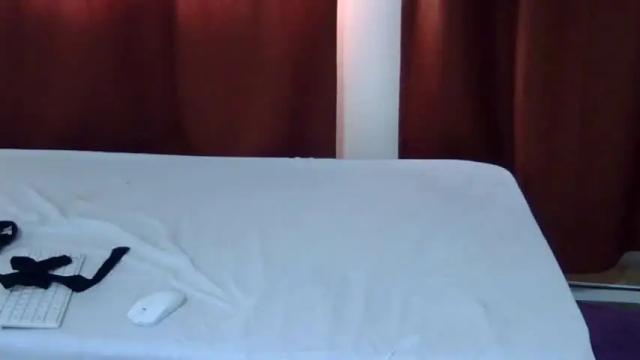 Image 2 of bela_ki Stream on Chaturbate on 15 months ago