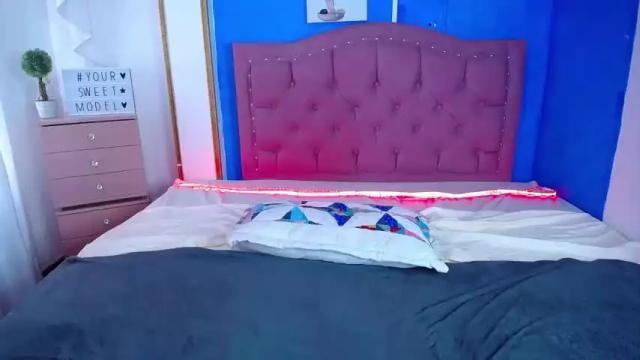 Image 4 of bela_sweetmeat Stream on Chaturbate on 17 months ago