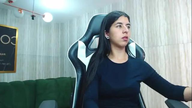 Image 4 of bela_t_ Stream on Chaturbate on 4 months ago