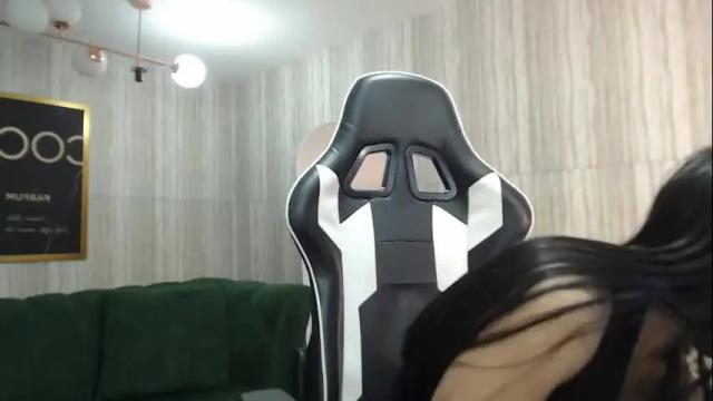 Image 11 of bela_t_ Stream on Chaturbate on 4 months ago