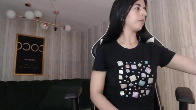 Image 7 of bela_t_ Stream on Chaturbate on 4 months ago