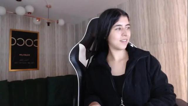 Image 2 of bela_t_ Stream on Chaturbate on 4 months ago