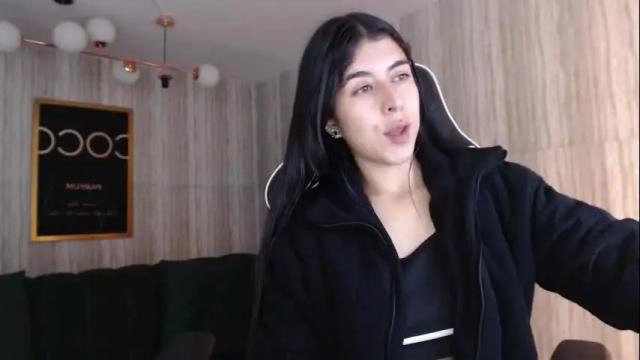 Image 4 of bela_t_ Stream on Chaturbate on 4 months ago