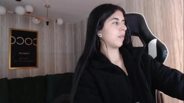 Image 6 of bela_t_ Stream on Chaturbate on 4 months ago