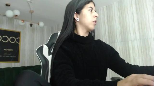 Image 2 of bela_t_ Stream on Chaturbate on 4 months ago