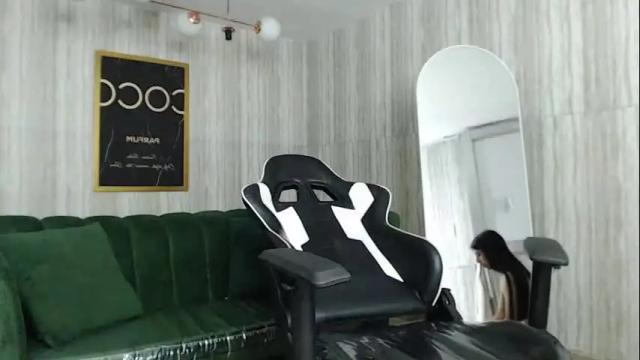 Image 12 of bela_t_ Stream on Chaturbate on 4 months ago