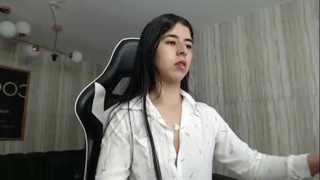 Image 6 of bela_t_ Stream on Chaturbate on 4 months ago