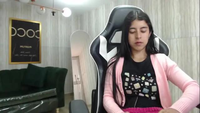 Image 12 of bela_t_ Stream on Chaturbate on 4 months ago