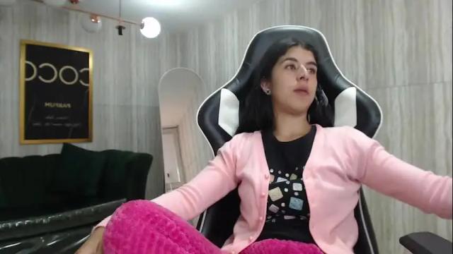 Image 8 of bela_t_ Stream on Chaturbate on 4 months ago