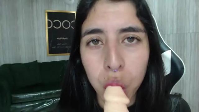 Image 10 of bela_t_ Stream on Chaturbate on 4 months ago